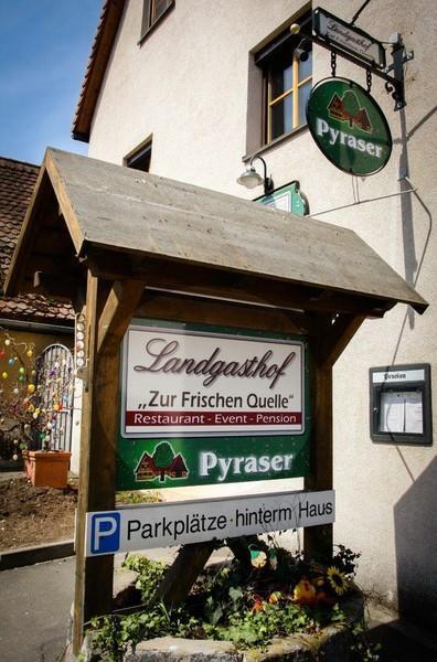 Hotel Zur Frischen Quelle Oberasbach Exteriér fotografie