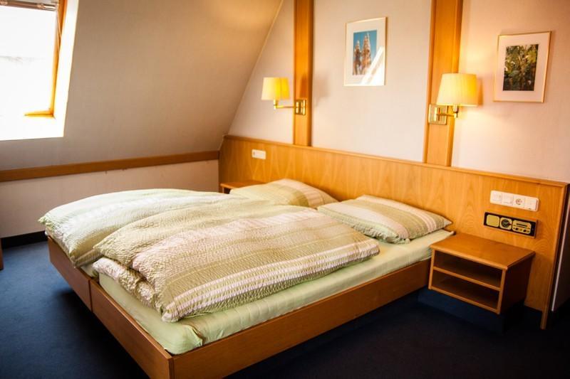 Hotel Zur Frischen Quelle Oberasbach Exteriér fotografie