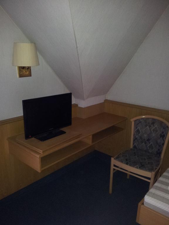 Hotel Zur Frischen Quelle Oberasbach Exteriér fotografie